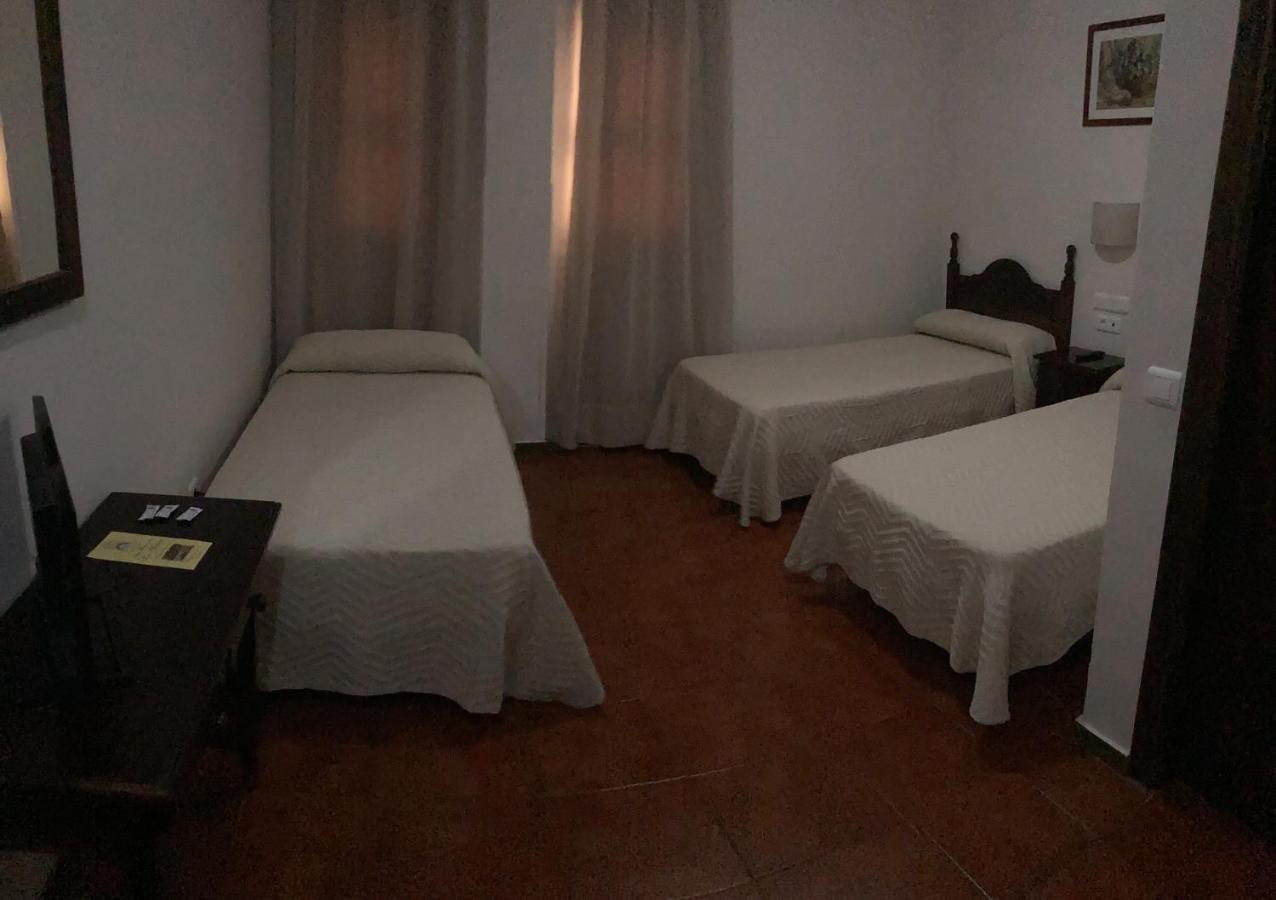 Hotel La Yedra Antequera Bagian luar foto