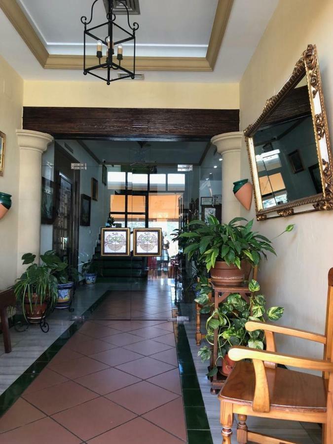 Hotel La Yedra Antequera Bagian luar foto