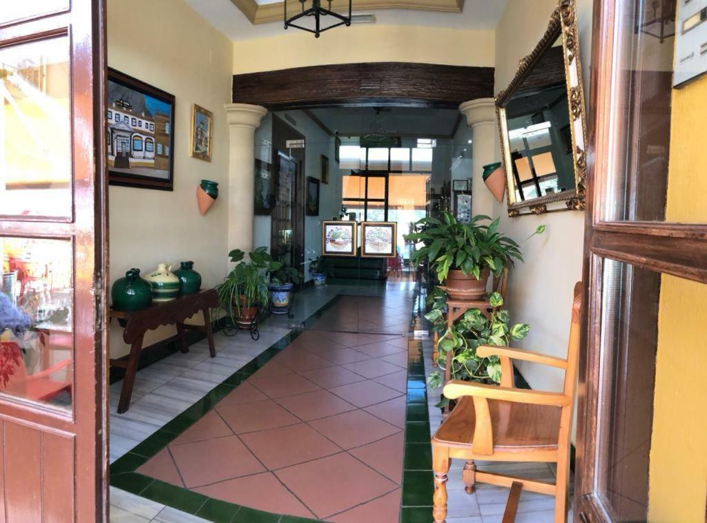 Hotel La Yedra Antequera Bagian luar foto