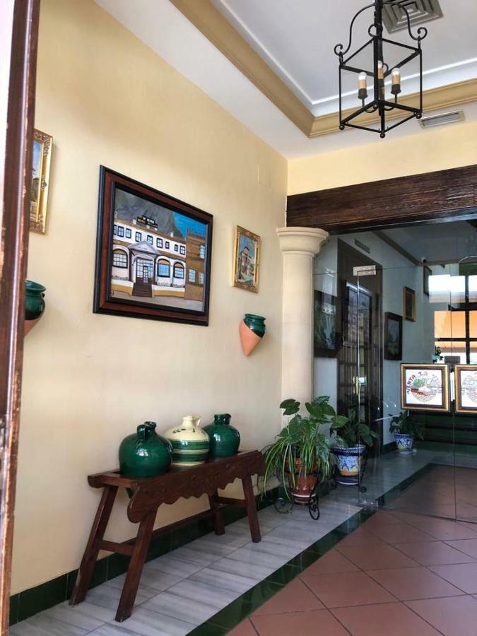 Hotel La Yedra Antequera Bagian luar foto